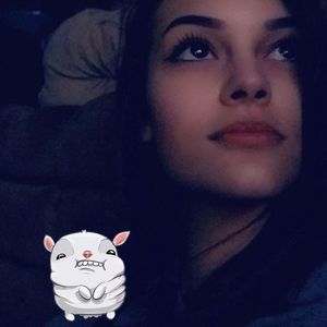 Meet your Posher, Brittney